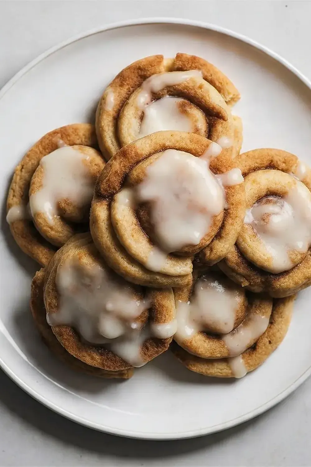 Gooey Glazed Cinnamon Roll Cookies