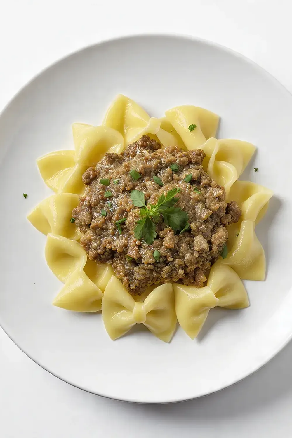 Simple Creamy Ground Beef & Bowtie Pasta