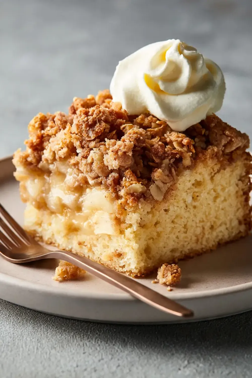 Creamy Apple Crumble Cake Recipe