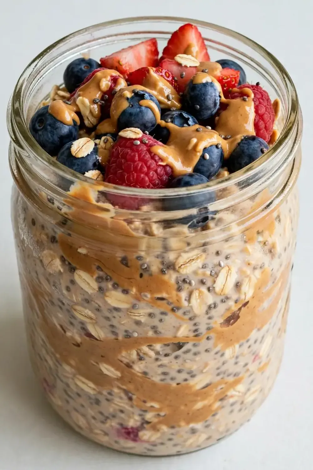 Peanut Butter and Berry Overnight Oats